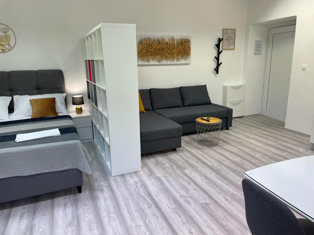 Apartment Studio Beauty In Centar Pula Exteriör bild