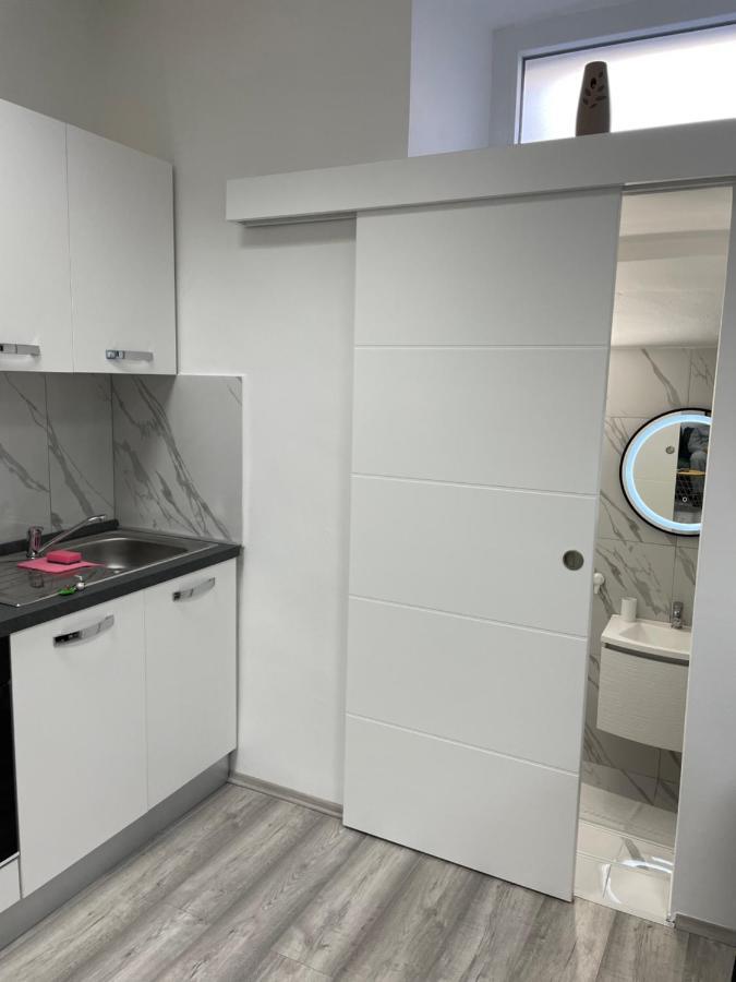 Apartment Studio Beauty In Centar Pula Exteriör bild