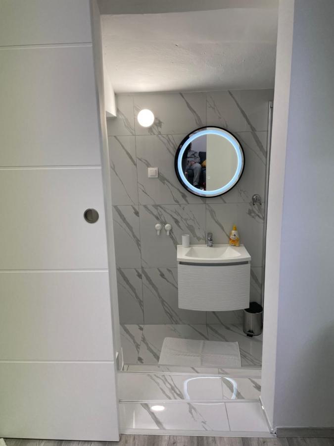 Apartment Studio Beauty In Centar Pula Exteriör bild